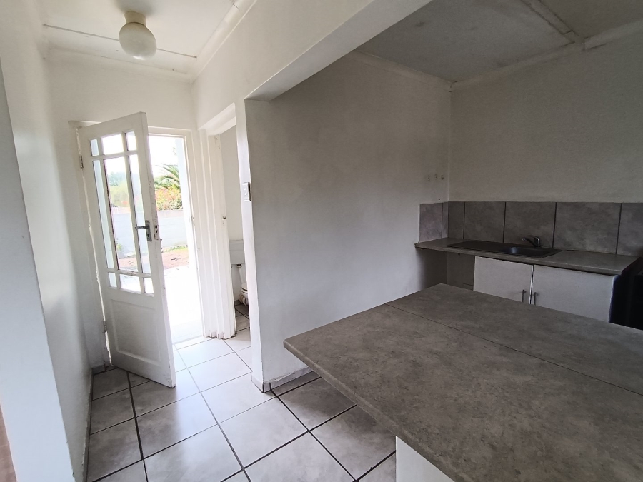 1 Bedroom Property for Sale in Bergsig Western Cape